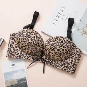 Hot Sexy Seamless Bra Push Up soutien gorge bh Adjustable Female Lingerie Super Push Up Bra Strapless Women’s Invisible Bras